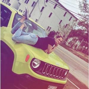 Meet your Posher, Angie